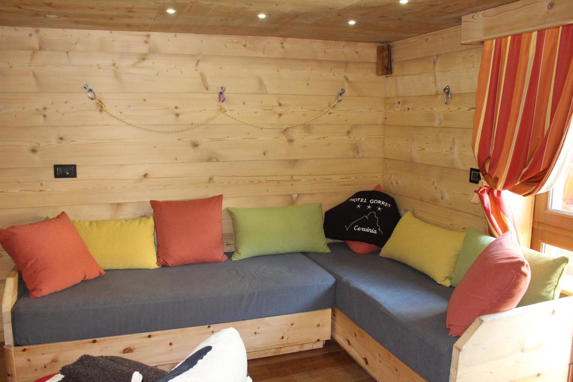 Hotel Meuble Gorret Breuil-Cervinia Quarto foto